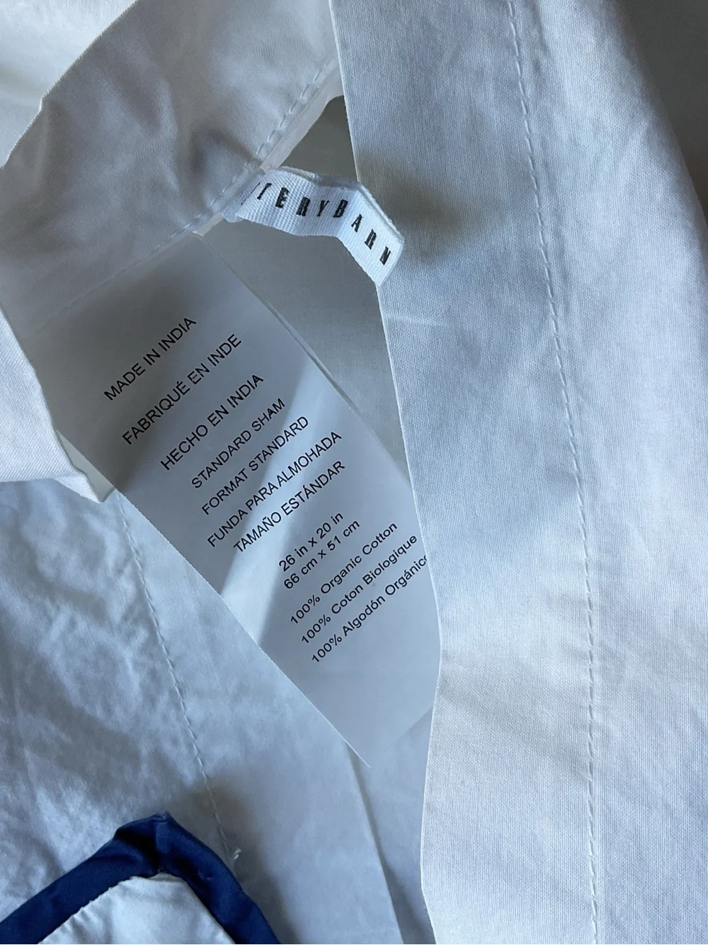 2x Pottery Barn White Organic Cotton Navy Blue Borders & Embroidery Shams 26x20”